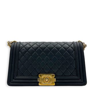 (Category: ) located in . Submitted by carousellluxury (Listing ID 1431899196, Image 1). Description: .