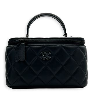 (Category: ) located in . Submitted by carousellluxury (Listing ID 1431902298, Image 1). Description: .