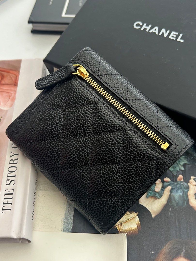 chanel Trifold small ghw wallet caviar (Category: Luxury Bags & Wallets) located in Quezon City. Submitted by luxuryamethystph (Listing ID 1431850441, Image 3). Description: Trifold small ghw wallet caviar K8GNG1N9 brand new .