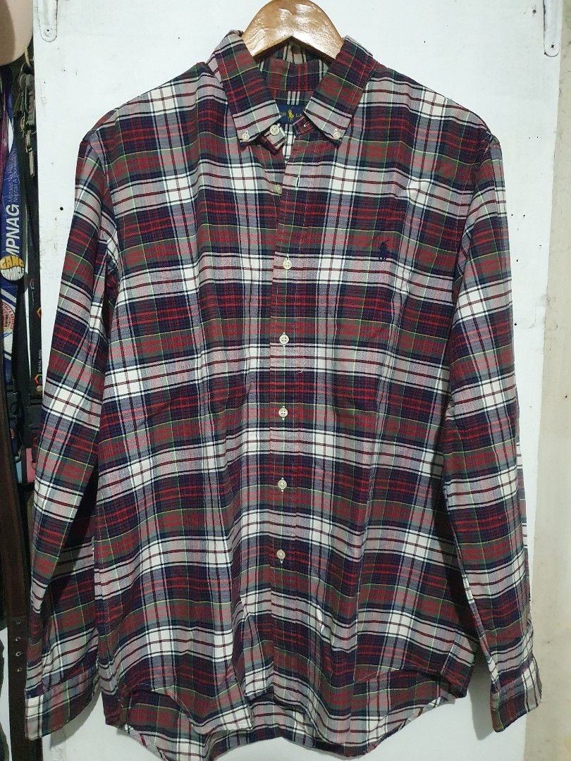 Checkered polo - RALP LAUREN (Category: Tshirts & Polo Shirts ) located in Mandaluyong City. Submitted by boujeeeee (Listing ID 1431970785, Image 1). Description: USED ONCE DIMENSIONS L - 30 W - 23 Sleves - 26.