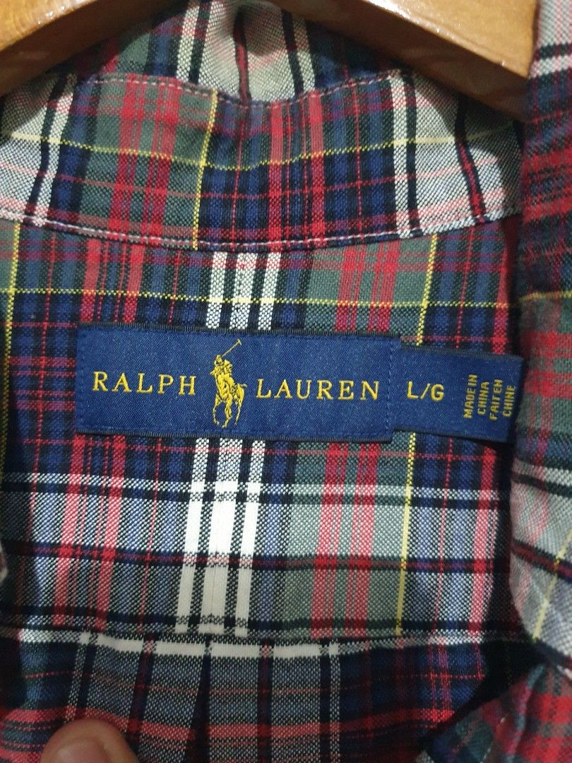 Checkered polo - RALP LAUREN (Category: Tshirts & Polo Shirts ) located in Mandaluyong City. Submitted by boujeeeee (Listing ID 1431970785, Image 3). Description: USED ONCE DIMENSIONS L - 30 W - 23 Sleves - 26.