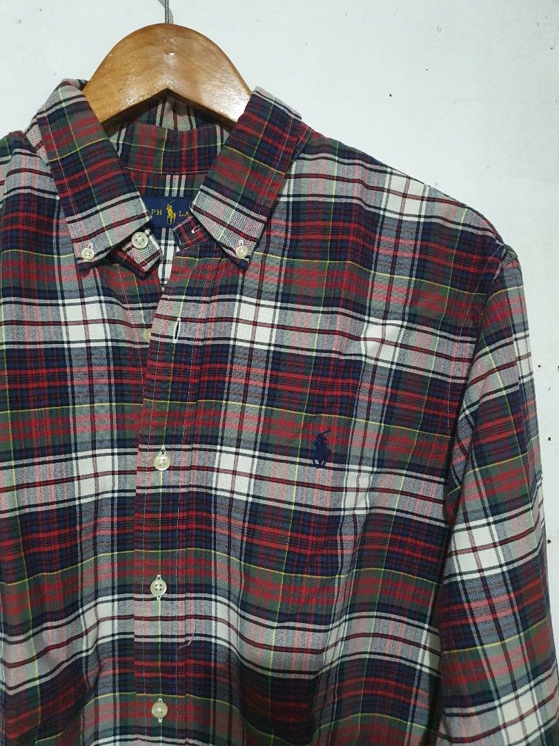Checkered polo - RALP LAUREN (Category: Tshirts & Polo Shirts ) located in Mandaluyong City. Submitted by boujeeeee (Listing ID 1431970785, Image 2). Description: USED ONCE DIMENSIONS L - 30 W - 23 Sleves - 26.