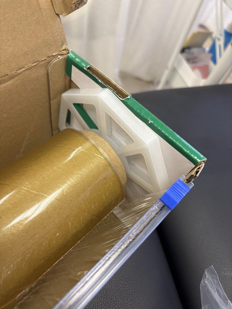 Cling wrap (Category: Towels, Napkins & Holders) located in Singapore. Submitted by babypeachii (Listing ID 1431870621, Image 2). Description: 30cm x 600m Clear cling wrap / Saran wrap Never used!! Only opened to try at least 20 cm of roll Self collect as it’s heavy Thank you.