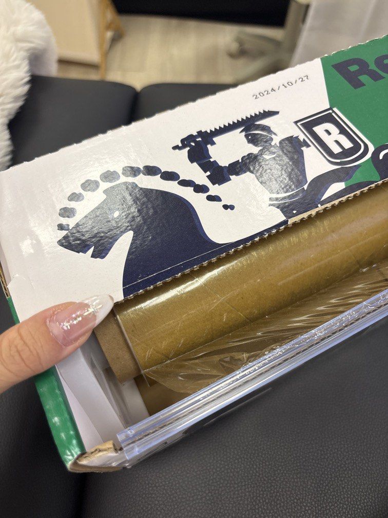 Cling wrap (Category: Towels, Napkins & Holders) located in Singapore. Submitted by babypeachii (Listing ID 1431870621, Image 3). Description: 30cm x 600m Clear cling wrap / Saran wrap Never used!! Only opened to try at least 20 cm of roll Self collect as it’s heavy Thank you.