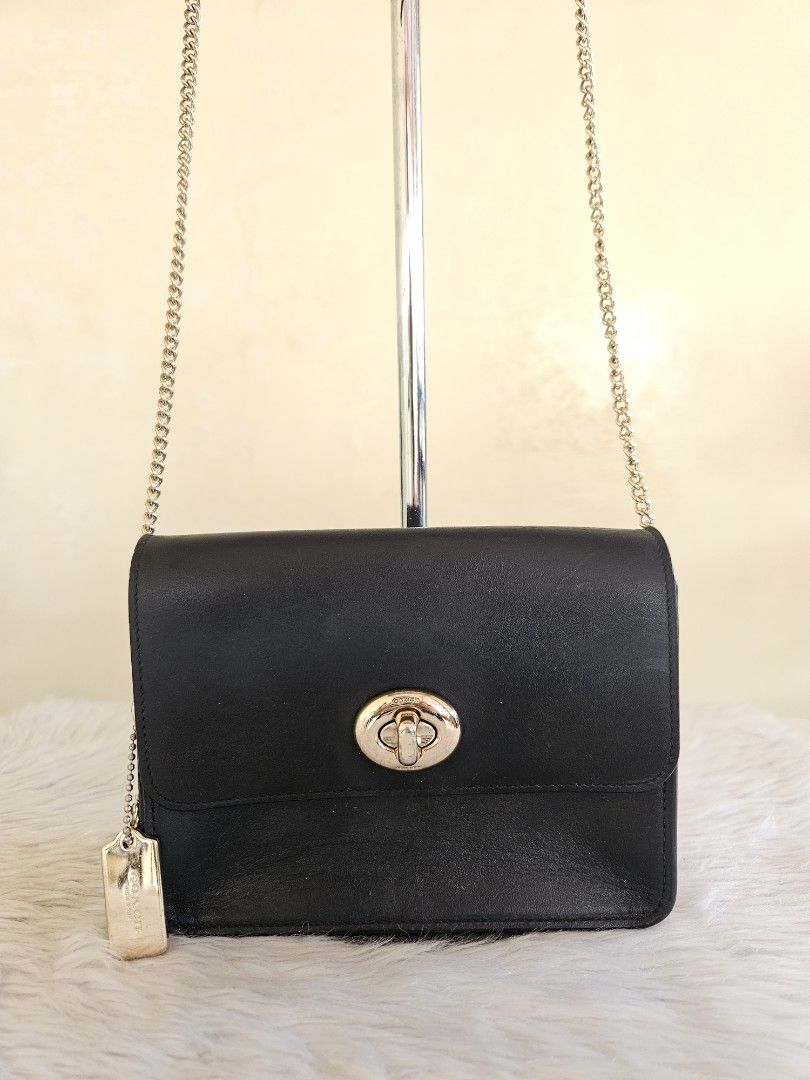 Coach micro sling bag (Category: Luxury Bags & Wallets) located in Batangas. Submitted by iris_26 (Listing ID 1431996186, Image 2). Description: .