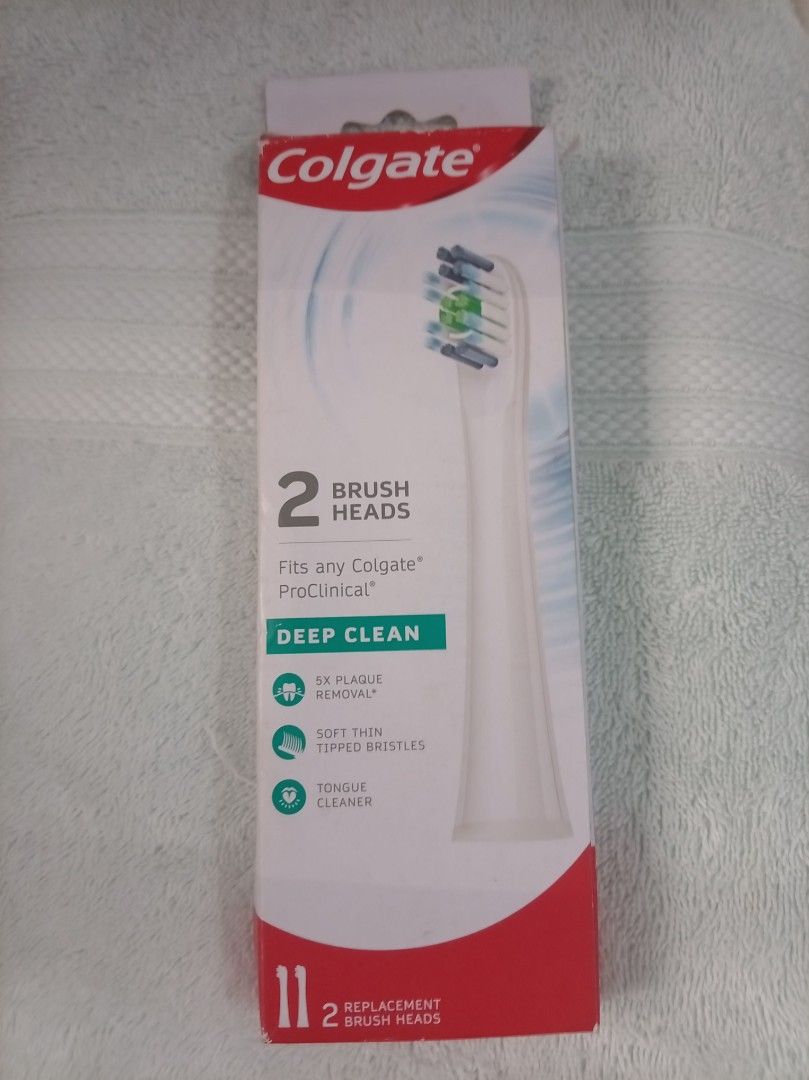 Colgate ProClinical Deep Clean Replacement Brush Heads (Category: Oral Care) located in Makati City. Submitted by giovandbertha1 (Listing ID 1431796018, Image 1). Description: - Pack of 2 Colgate ProClinical Deep Clean replacement brush heads. - Fits all Colgate ProClinical toothbrushes. - Removes 5x more plaque. - Features soft, thin-tipped bristles. - Includes a tongue cleaner for a complete clean..