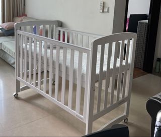 (Category: ) located in . Submitted by rpt_sa (Listing ID 1431824437, Image 1). Description: .