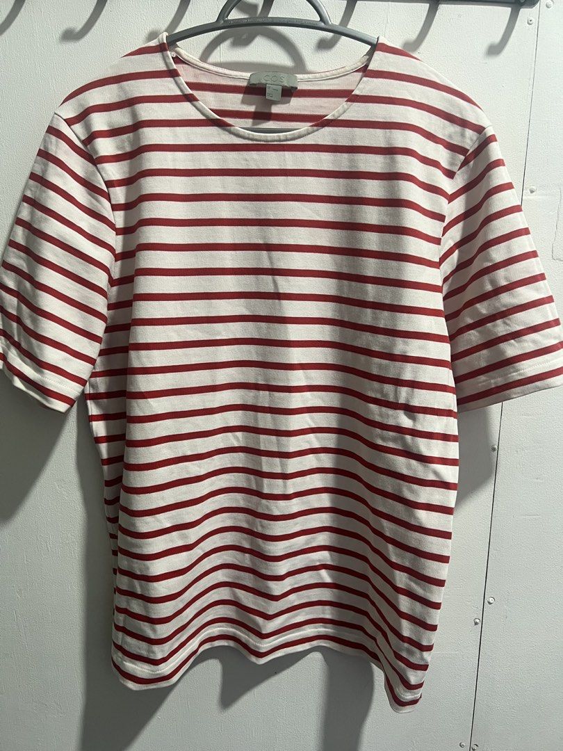 COS Boat Neck White & Red Stripes Tee (Category: Tshirts & Polo Shirts ) located in Caloocan City. Submitted by tjs1122 (Listing ID 1431975053, Image 1). Description: - Color: White Rate: 9/10 - Size S (Length x Width: 20 in x 25.5 in) - Used several times - Minor issue, color bleed of red on white (only near neckline at the back side) - Shipping will be shouldered by buyer.