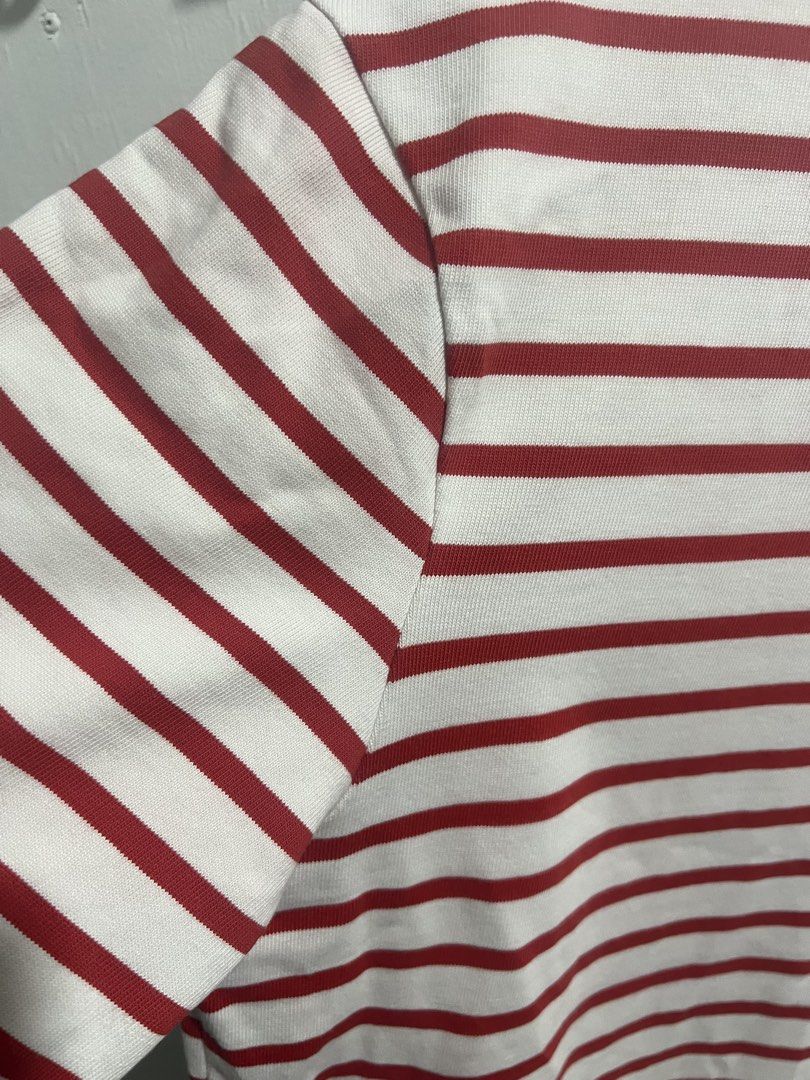 COS Boat Neck White & Red Stripes Tee (Category: Tshirts & Polo Shirts ) located in Caloocan City. Submitted by tjs1122 (Listing ID 1431975053, Image 3). Description: - Color: White Rate: 9/10 - Size S (Length x Width: 20 in x 25.5 in) - Used several times - Minor issue, color bleed of red on white (only near neckline at the back side) - Shipping will be shouldered by buyer.