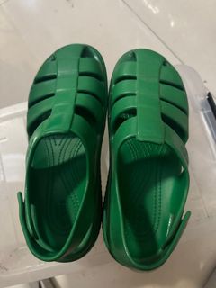 (Category: ) located in . Submitted by gooditems88 (Listing ID 1431843856, Image 1). Description: .