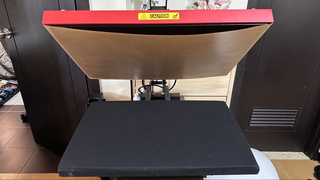 CUYI Heat Press Machine — 40cm x 60cm (Category: Office & Business Technology) located in Pasig City. Submitted by melric23 (Listing ID 1431973476, Image 2). Description: CUYI Heat Press Machine 40cm x 60cm.