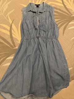 (Category: ) located in . Submitted by jelly.llyn (Listing ID 1431956375, Image 1). Description: .