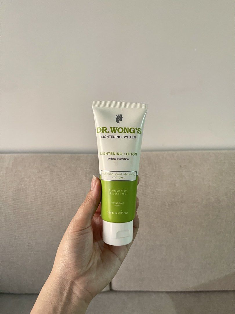 Dr. Wong's Lightening Lotion (100mL) (Category: Body Care) located in Quezon City. Submitted by destashbylyn (Listing ID 1431825294, Image 1). Description: size: 100 mL condition: brand new and sealed 💬 message for inquiries / more details 📦 ready to ship • delivery via grab, lalamove, or j&t • location: quezon city.
