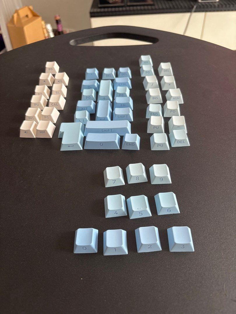 Spare Custom Keycap - Blue and White453779347033313280