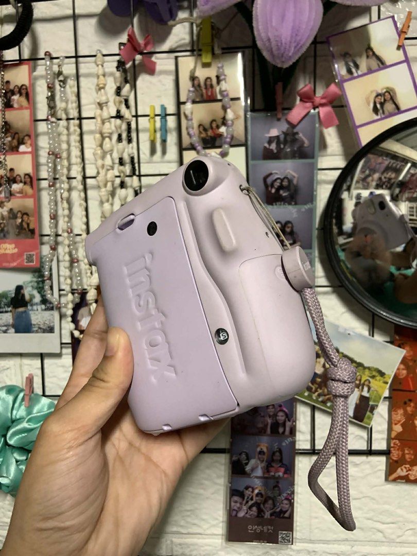 FUJIFILM INSTAX MINI 11 LILAC PURPLE (Category: Cameras) located in Valenzuela. Submitted by ryuaku (Listing ID 1431978127, Image 3). Description: no issues w flash and buttons sign of usage comes with: case batt .