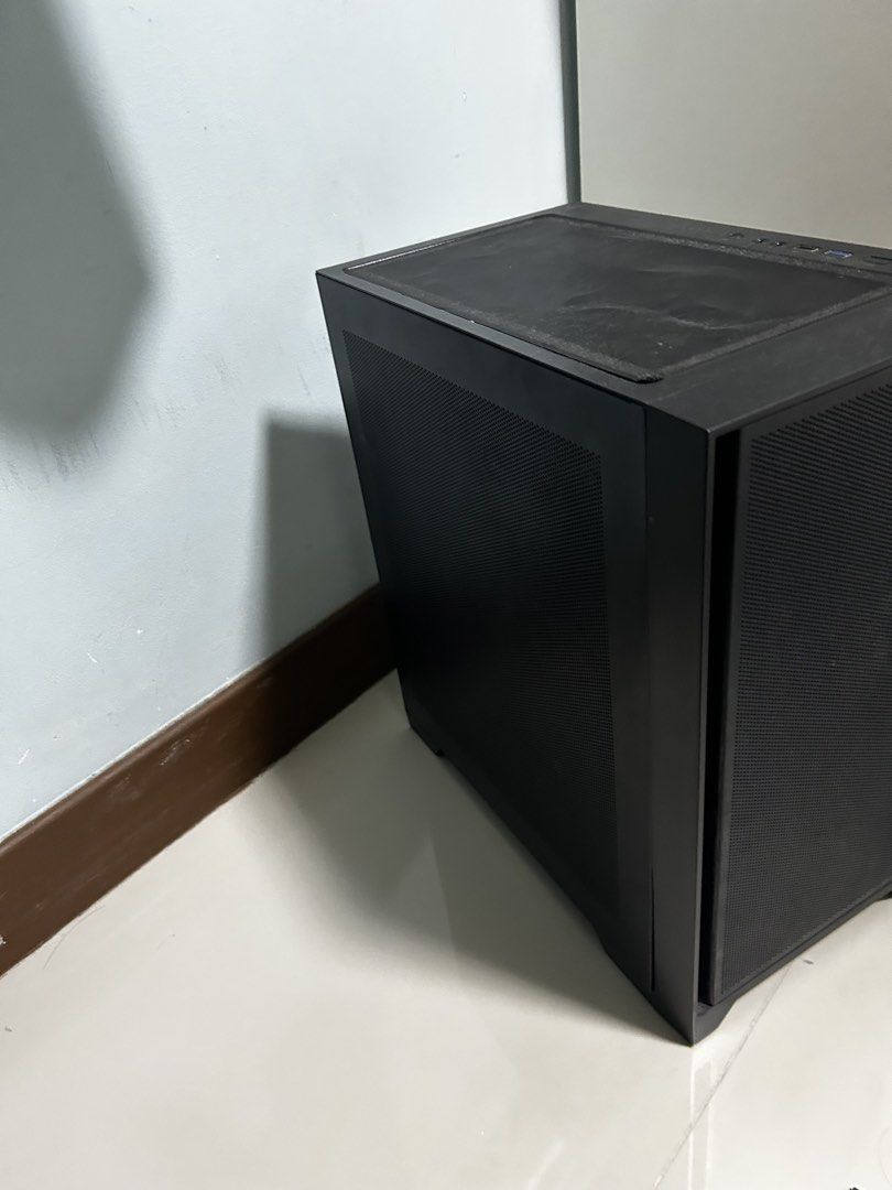 gaming pc black436925613233950721