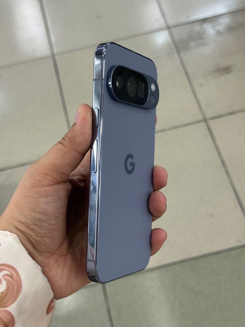 Google Pixel 10 Pro Esim FU No issue US Variant (Category: Google Pixel) located in San Juan City. Submitted by javedsgadgetshop (Listing ID 1431811630, Image 2). Description: INSTALLMENT OPTIONS : SPAY LATER / GGIVES / CREDIT CARD! WE BUY AND SELL SO PWEDE MAGBINTA OR SWAP ! Quick Specs : 💵 Google Pixel 10 Pro •256gb •US Variant •Good batt health •Esim Unlock •99% Smoothness •No hidden issue | No Repaired •100% Authentic | Not Refurbished •w/ O