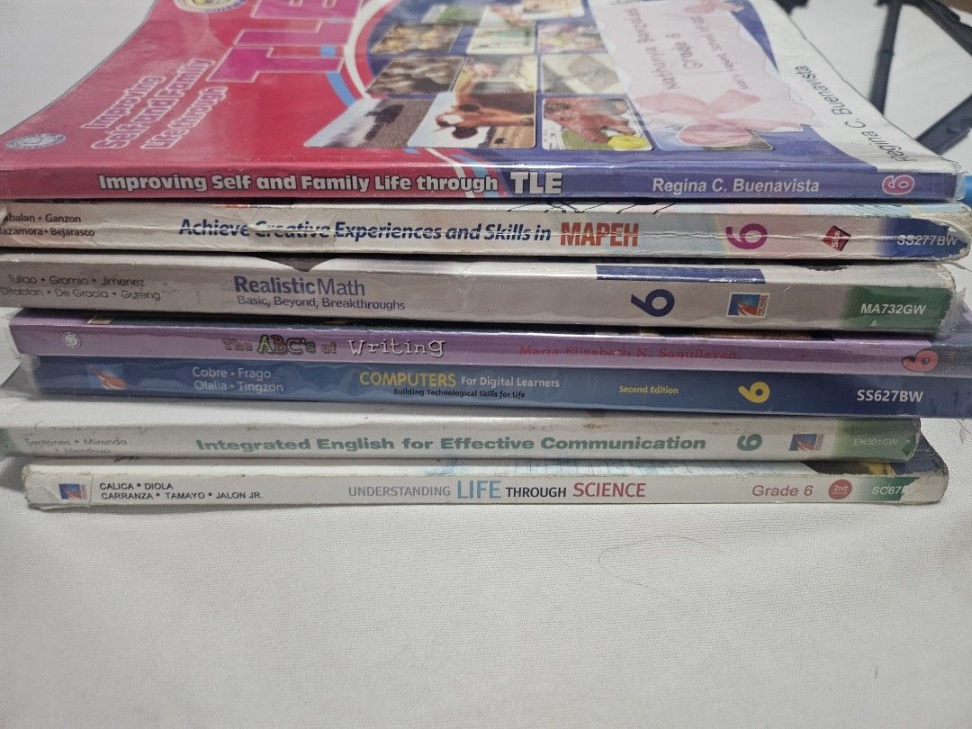 GRADE 6 TEXTBOOKS (Category: Textbooks) located in Quezon City. Submitted by everythingonline.ph (Listing ID 1431961926, Image 1). Description: all in for 2500 slightly uses. minimal handwritings only, if per piece 350 each lalamove ONLY delivery if meet up SM Congressional ONLY..