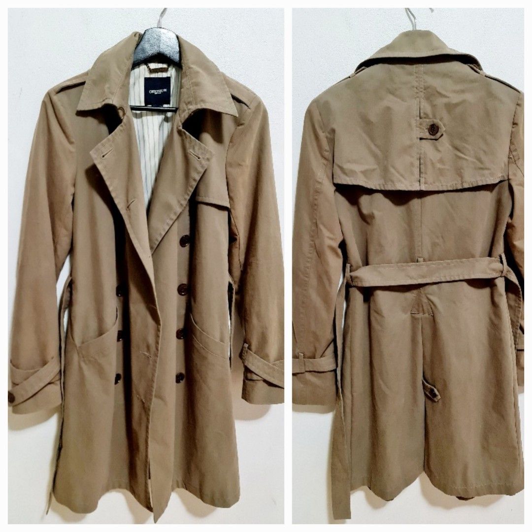 Gryphon Double Breasted Belted Midi Trench Coat(Size S) (Category: Women's Clothes) located in Sydney. Submitted by desirably (Listing ID 1431981661, Image 3). Description: Gryphon double breasted belted midi trench coat(Size S) for $130. In military inspired army green. Worn very lightly&in excellent condition. Classic midi trench cut The fabric has some thickness to it - super comfy, chic and versatile. Fully lined. Pick up from Marrickville. P