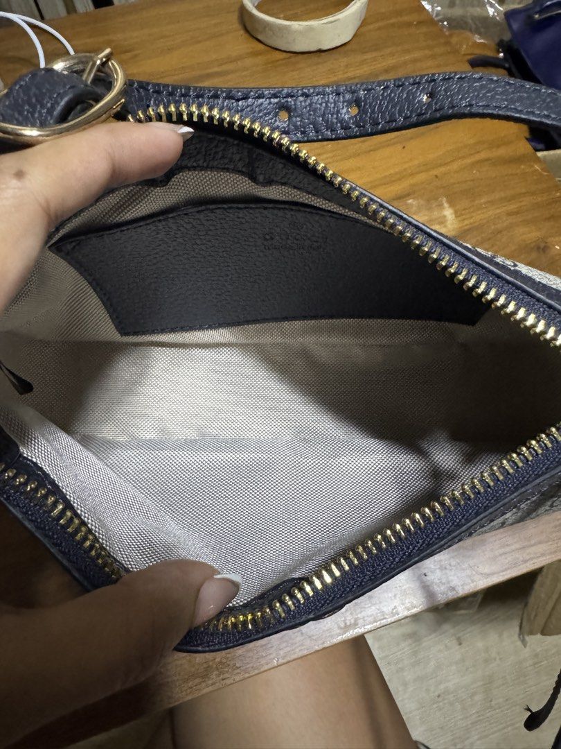 Gucci Pochette Bag (Category: Luxury Bags & Wallets) located in Quezon City. Submitted by musthaveluxe (Listing ID 1431877801, Image 3). Description: .
