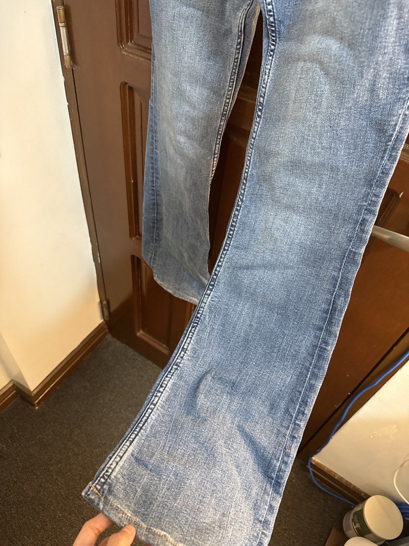 H&M Flare Jeans - EUR 38 (Category: Jeans) located in Bulacan. Submitted by tidycorner (Listing ID 1431827741, Image 3). Description: - H&M flare jeans - Light blue wash - Classic five-pocket design - Comfortable fit - Used 2x only - Flared leg - Size: EUR 38, US 6, CA 6, MX 6, CN 6 - Great for retro styles .