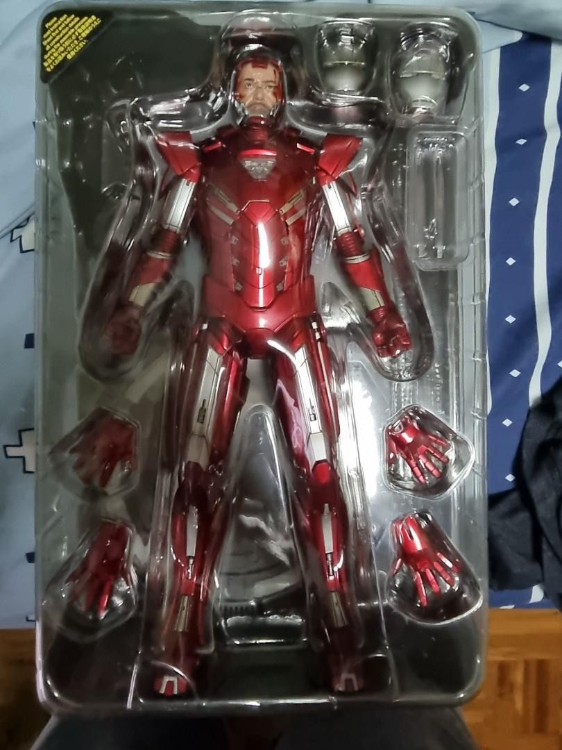 Hot Toys Iron Man Centurion (Category: Figurines & Statues) located in Santa Rosa. Submitted by eijikibagame (Listing ID 1431828979, Image 2). Description: - BIB, Box and figure in great condition - Batteries not installed - Most accessories untouched - Buyer to arrange delivery. COD, bank transfer or gcash payment preferred. .
