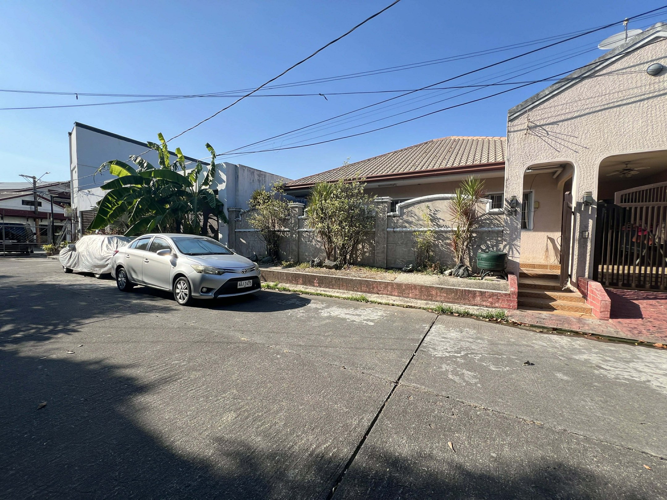 (Category: ) located in . Submitted by properties_bymarie (Listing ID 1431873706, Image 1). Description: .