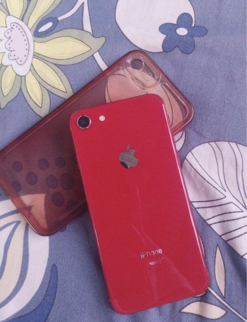 iphone se 2020 (BYPASSED) (Category: iPhone SE Series) located in Santa Cruz, Pampanga. Submitted by .maimai (Listing ID 1431908927, Image 2). Description: iPhone se 2020 (BYPASSED) 128gb issue paint chips sa camera unsure sa battery mabilis ma lowbat wifi used can reset but hindi nadedelete files inclusions: 3 case charger cord.