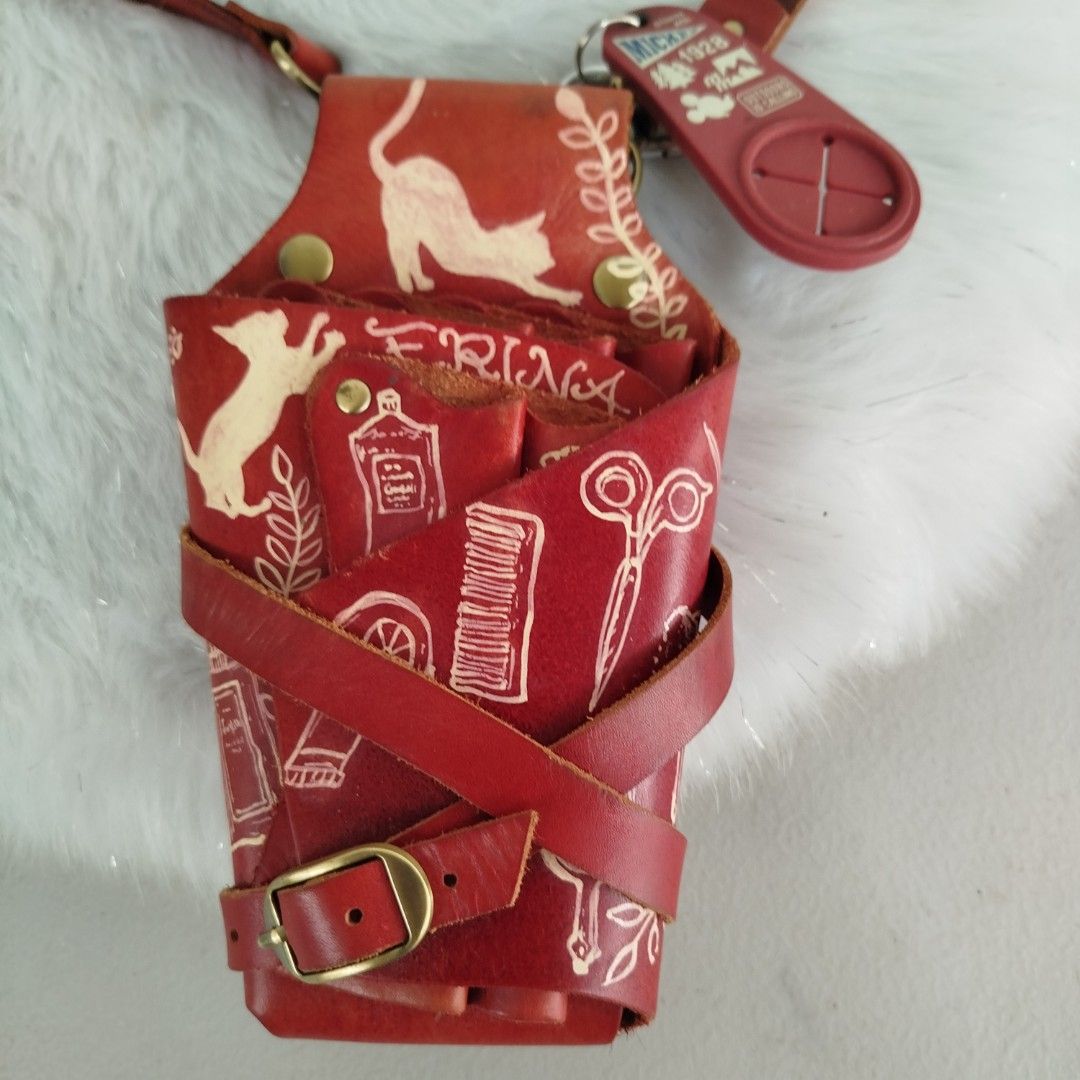 Japan Handmade Red Leather Shear Holster (Category: Other Sports Equipment and Supplies) located in Bulacan. Submitted by amarijapansurplus (Listing ID 1431875016, Image 2). Description: Japan Handmade Red Leather Shear Holster 📌as is 📌What u see is what u get 📌First to pay basis 📌Auto pass sa COD iwas scam sa part ko 📌MOP: GCASH 📌MOD: Pick-up, Lalamove (motorcycle) or J&T/Flash Express 📌Loc. Panginay, Balagtas, Bulacan 🇯🇵AMARI Japan Sur