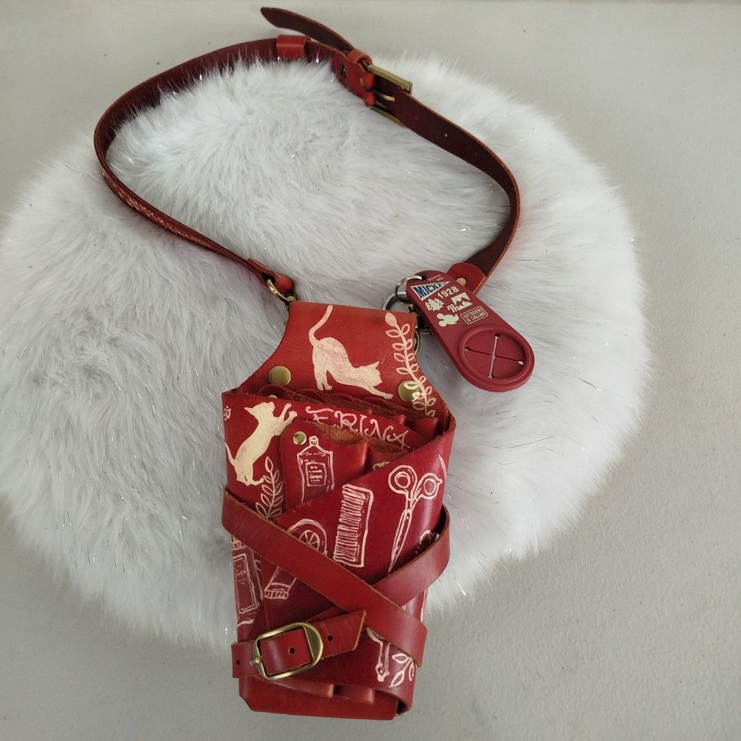 Japan Handmade Red Leather Shear Holster (Category: Other Sports Equipment and Supplies) located in Bulacan. Submitted by amarijapansurplus (Listing ID 1431875016, Image 1). Description: Japan Handmade Red Leather Shear Holster 📌as is 📌What u see is what u get 📌First to pay basis 📌Auto pass sa COD iwas scam sa part ko 📌MOP: GCASH 📌MOD: Pick-up, Lalamove (motorcycle) or J&T/Flash Express 📌Loc. Panginay, Balagtas, Bulacan 🇯🇵AMARI Japan Sur