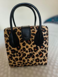 (Category: ) located in . Submitted by bargain-zone (Listing ID 1431892825, Image 1). Description: .