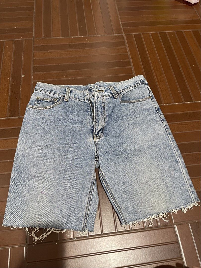 Light Washed Blue Jeans Denim Jorts (Category: Shorts) located in Quezon City. Submitted by mimi_declutters (Listing ID 1431927389, Image 1). Description: - Jeans denim shorts - Light wash - Classic five-pocket design - Button and zipper closure - Raw hem - Waist: 17 inches (approx.) - Perfect for casual wear.