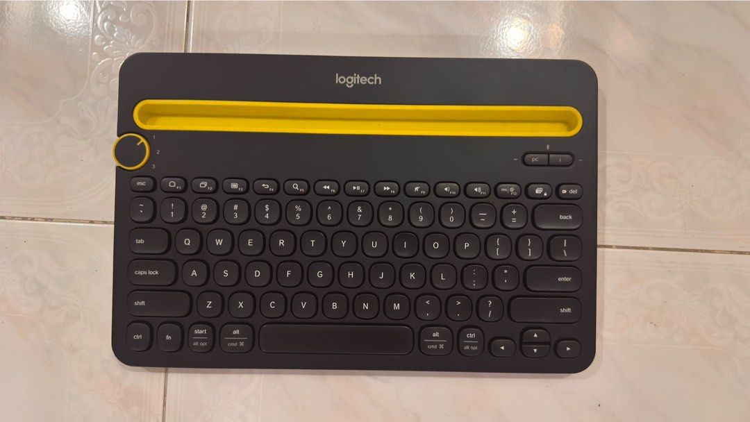 Logitech K380 Multi-Device Bluetooth Keyboard454137408337356801