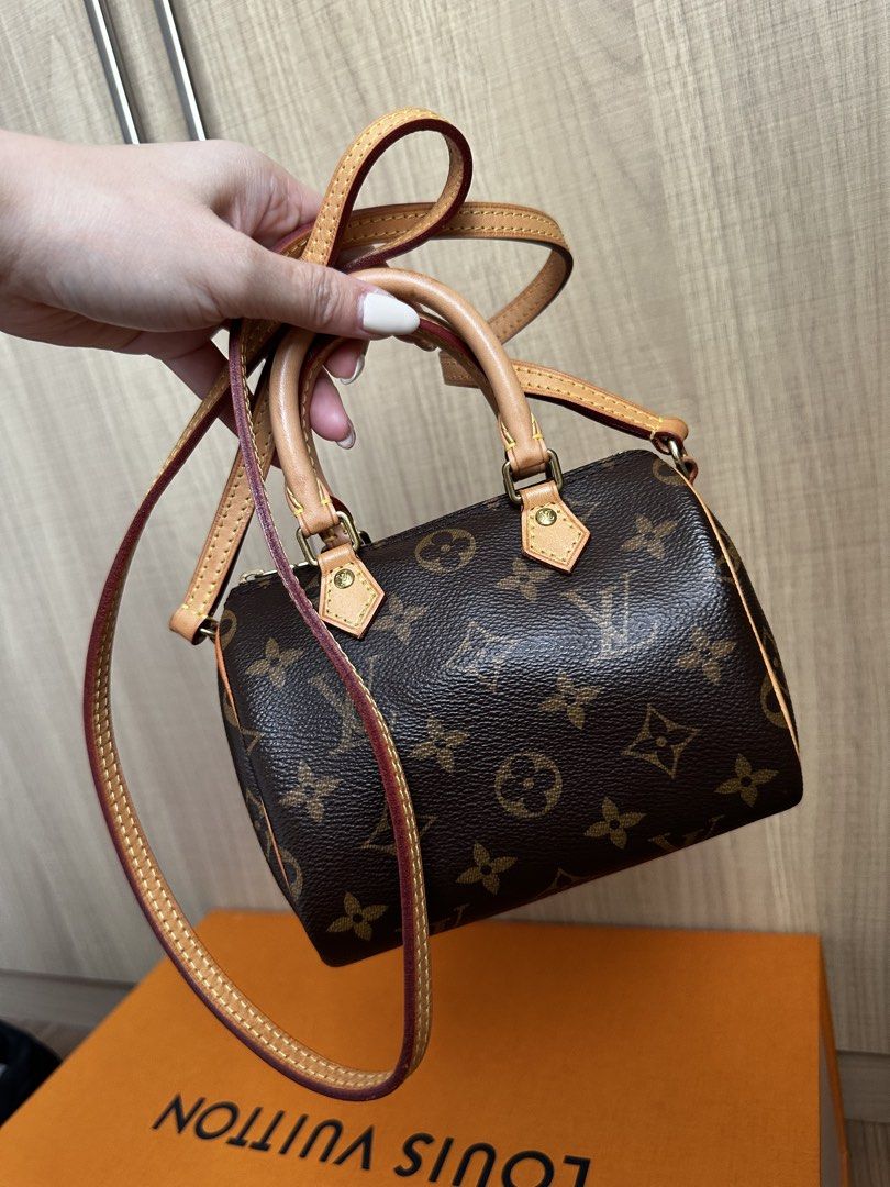 LV Mini Speedy Mono (Category: Luxury Bags & Wallets) located in Manila. Submitted by ckaicee9249143 (Listing ID 1431986894, Image 1). Description: Authentic or MONEY BACK RANK A, LIGHTLY USED LANG, NO FLAWS, NAKA KEEP LANG YAN MAYBE 3-4 TIMES LANG NA USED YAN, BOUGHT IN JAPAN DECLUTTERING MEET UP ONLY AT JAZZ RESIDENCES MAKATI.