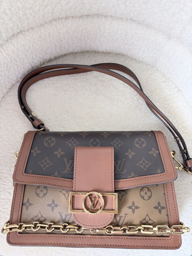 LV DAUPHINE MM (Category: Luxury Bags & Wallets) located in Quezon City. Submitted by celinefloress (Listing ID 1431200223, Image 2). Description: ✅clean pocket ✅sign of used ✅hardware with film 🌴inclusion: Entrupy certificate box dustbag 🍏Sold as is. What you see is what you get. Price reflects condition 🍏Please manage your expectations because it is a pre-loved item and will show signs of wear. 🍏Please check all photos before buying. 🍏If y