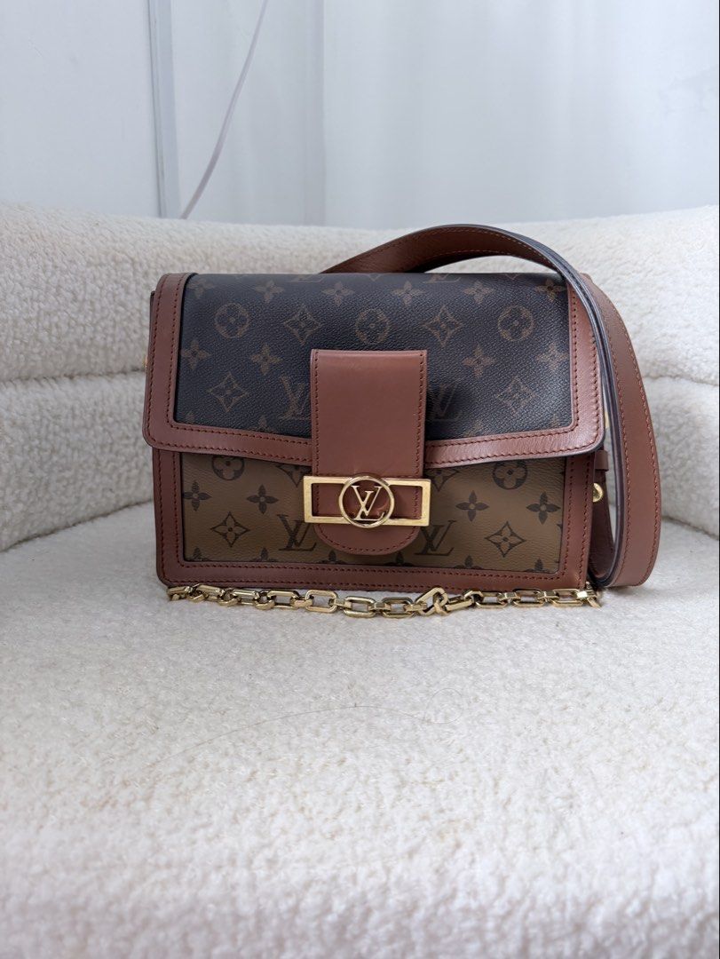 LV DAUPHINE MM (Category: Luxury Bags & Wallets) located in Quezon City. Submitted by celinefloress (Listing ID 1431200223, Image 1). Description: ✅clean pocket ✅sign of used ✅hardware with film 🌴inclusion: Entrupy certificate box dustbag 🍏Sold as is. What you see is what you get. Price reflects condition 🍏Please manage your expectations because it is a pre-loved item and will show signs of wear. 🍏Please check all photos before buying. 🍏If y