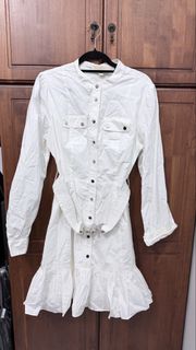 (Category: ) located in . Submitted by shoppers50 (Listing ID 1431965976, Image 1). Description: .
