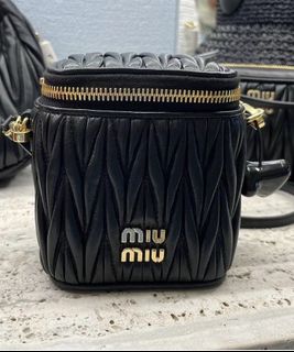 (Category: ) located in . Submitted by ST_preloved (Listing ID 1431900078, Image 1). Description: .