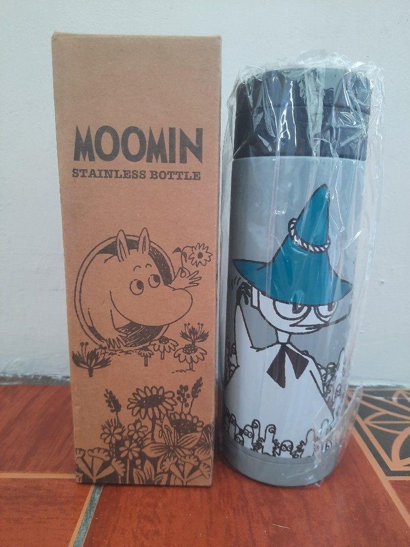 Moomin Stainless Steel Bottle (Category: Water Bottles & Tumblers) located in Pateros City. Submitted by vee_1007 (Listing ID 1431848170, Image 1). Description: - Moomin stainless steel bottle from Japan - 350ml capacity - Keeps drinks hot or cold - Comes with original box - Features Moomin characters - Stylish and functional - Great for Moomin fans.