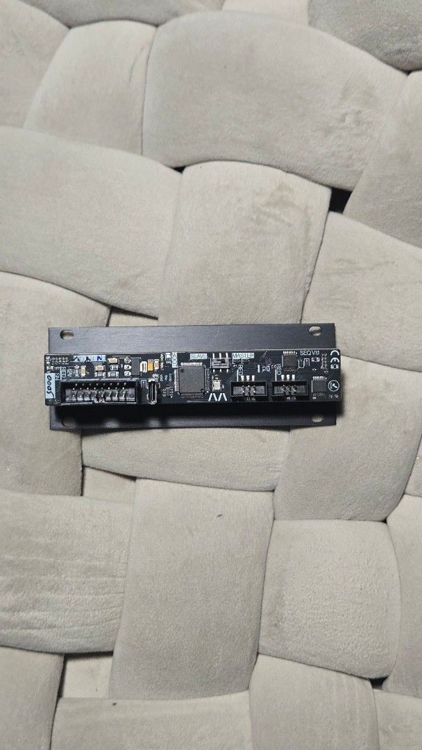 morphor 1u sequencer （分類：其他音響配件及設備）位於 Hong Kong。 由 iscmodule 提交（商品編號 1431909310，圖片 2）。簡介： A very high‑quality, well‑built module. The software side could use some improvement, and the manufacturer hasn’t released any updates so far, so I’ve decided to sell it.。