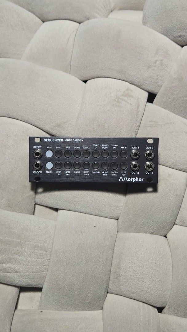 morphor 1u sequencer （分類：其他音響配件及設備）位於 Hong Kong。 由 iscmodule 提交（商品編號 1431909310，圖片 1）。簡介： A very high‑quality, well‑built module. The software side could use some improvement, and the manufacturer hasn’t released any updates so far, so I’ve decided to sell it.。