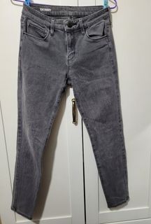（分類：）位於 。 由 sptsang 提交（商品編號 1431884172，圖片 1）。簡介： 。