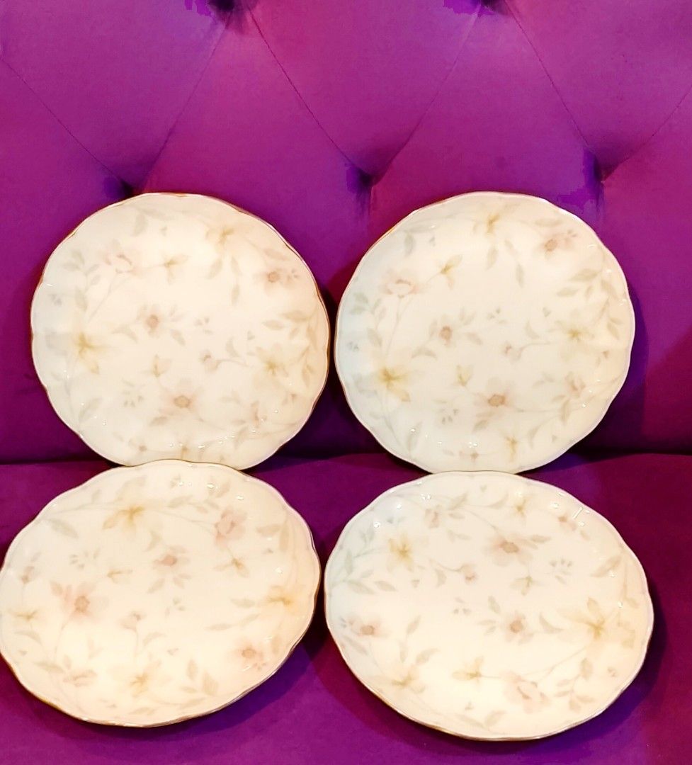 Narumi Plates (Category: Other Kitchenware & Tableware) located in Cabanatuan. Submitted by miss.maia (Listing ID 1431860250, Image 3). Description: 4pcs 400 each +sf.