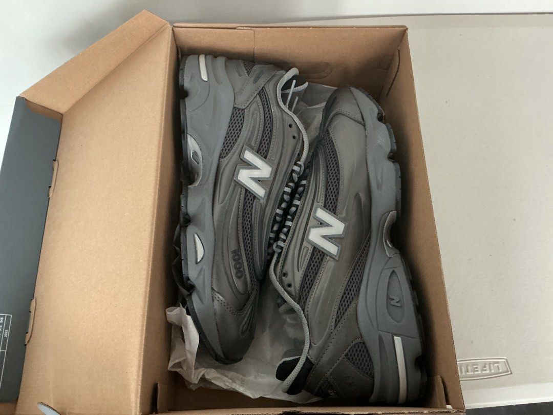 New Balance M1000 Grey Sneakers (Category: Sneakers) located in Quezon City. Submitted by mjcong (Listing ID 1431860781, Image 2). Description: .