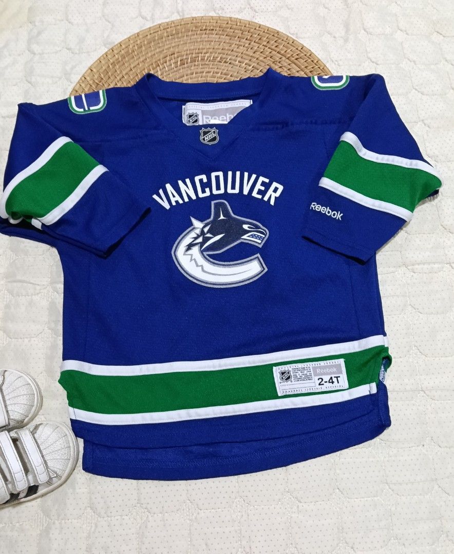 NHL Jersey Shirt Vancouver (Category: Babies & Kids Fashion) located in Bacolod City. Submitted by MiggysKidswearCollections (Listing ID 1431971288, Image 1). Description: NHL Vancouver Jersey Shirt Size check the details on each photo.