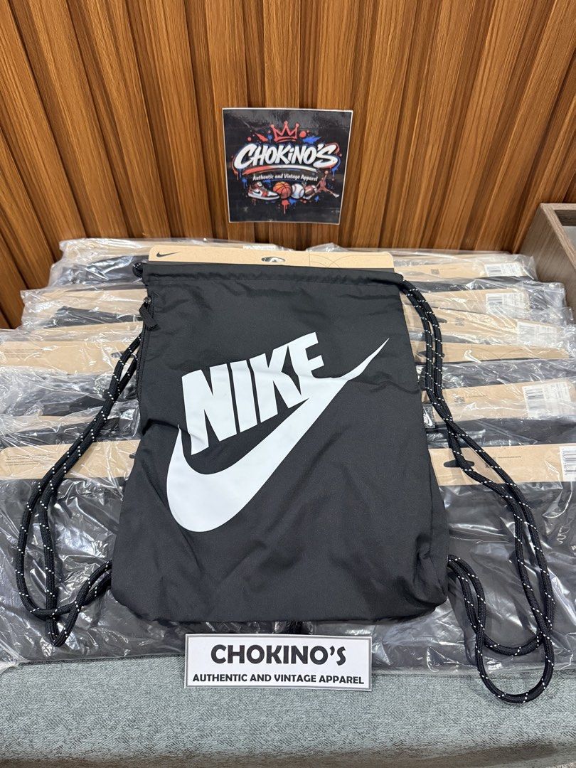 Nike Heritage Drawstring Bag (13L) (Category: Backpacks) located in Manila. Submitted by specialized0819 (Listing ID 1431949813, Image 1). Description: Nike Heritage Drawstring Bag (13L) Sale Price – 500 each ✅✅✅ SRP – 945 ❌❌❌ BELOW SRP SALE!!!!! 100% Authentic and Brand new Pampanga/Shipping (NO TO COD ❌❌❌) .