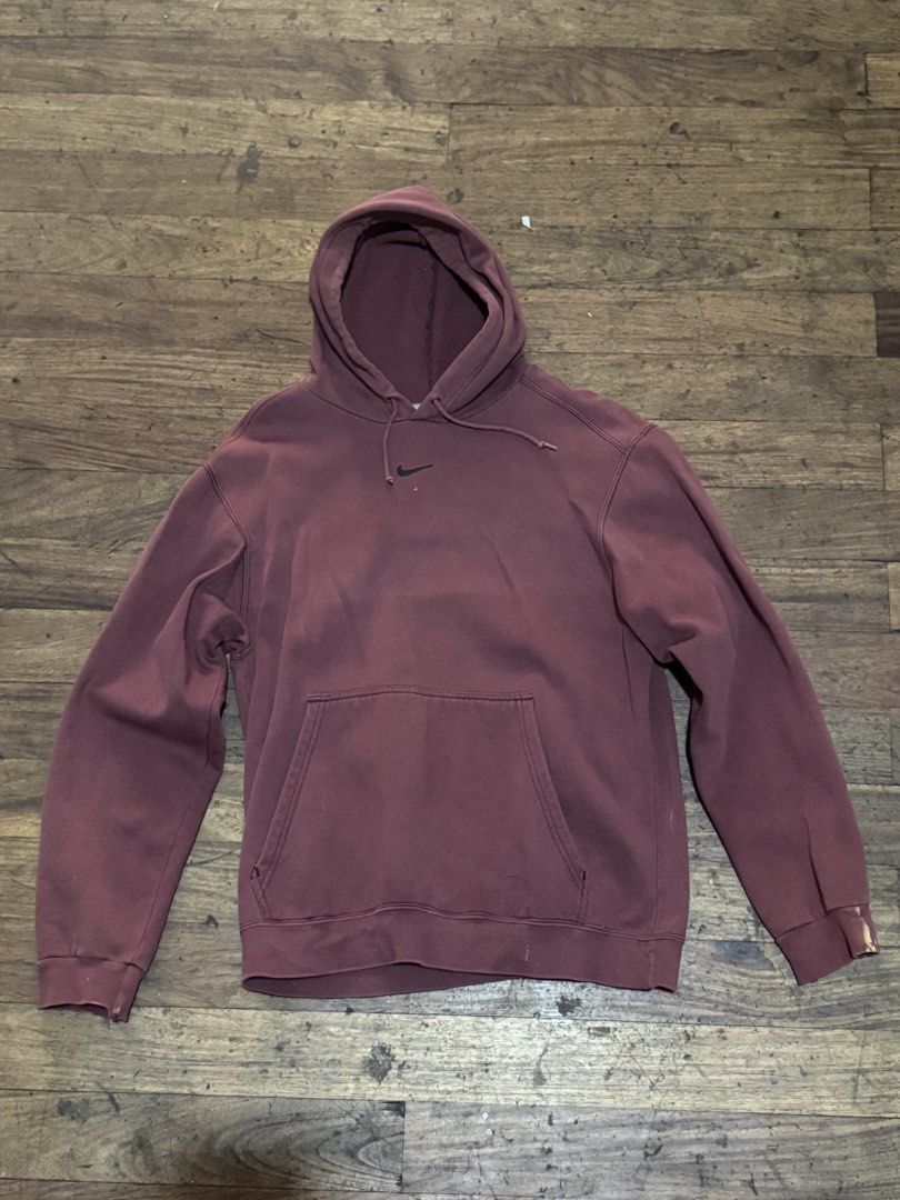 NIKE MID SWOOSH HOODIE (Category: Hoodies) located in Quezon City. Submitted by 999bodega (Listing ID 1431856841, Image 3). Description: 28x 23 dimensions Authentic .