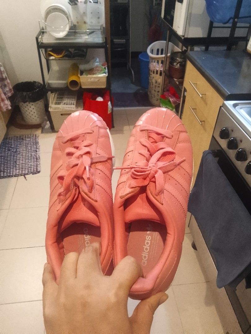 Original shoes bundle for sale (Category: Sneakers & Footwear) located in Pasig City. Submitted by maverick0816 (Listing ID 1431806386, Image 1). Description: Catrrpillar shoes for men (black and red) size 42 ( 2 pices, never been worn) Adidas -size 38 for women ( wear twice) Soft science sneakers pink ( never been worn) size 37.