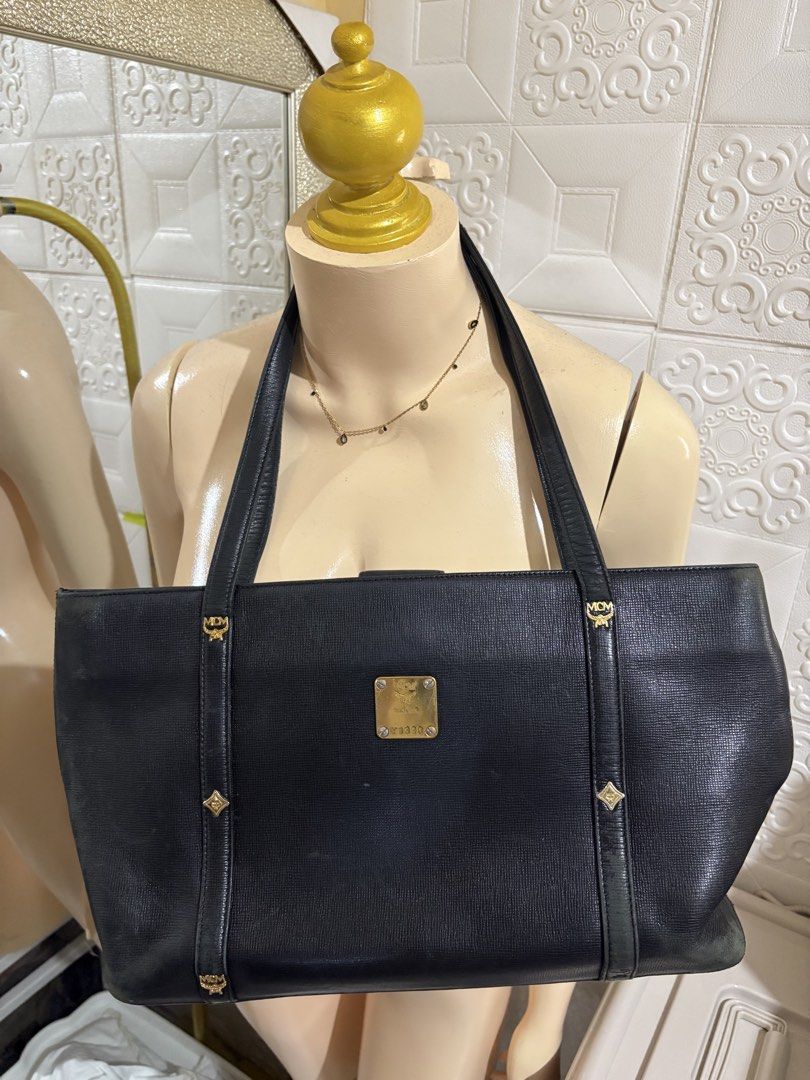 ORIGINAL VINTAGE MCM (Category: Luxury Bags & Wallets) located in Manila. Submitted by classychiccloset (Listing ID 1431846435, Image 3). Description: MCM Vintage shoulder Bag (Authentic) • Bought in Japan (pasabuy) 2 years ago for ₱7,500 • Now selling at a very low price • Used for almost 2 years Condition: This is a vintage piece, but still in good condition. The interior is clean and well-maintained. The hardware (like the zipper and metal det