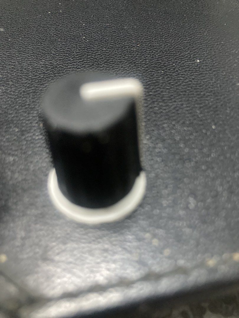 Pioneer dj mixer knobs (Category: Other Audio Equipment) located in Paniqui. Submitted by swiftdragon.c69cc8 (Listing ID 1431903711, Image 3). Description: Rubberised head orig caps for old or missing knobs new. Sold in sets of five for 100 ty.
